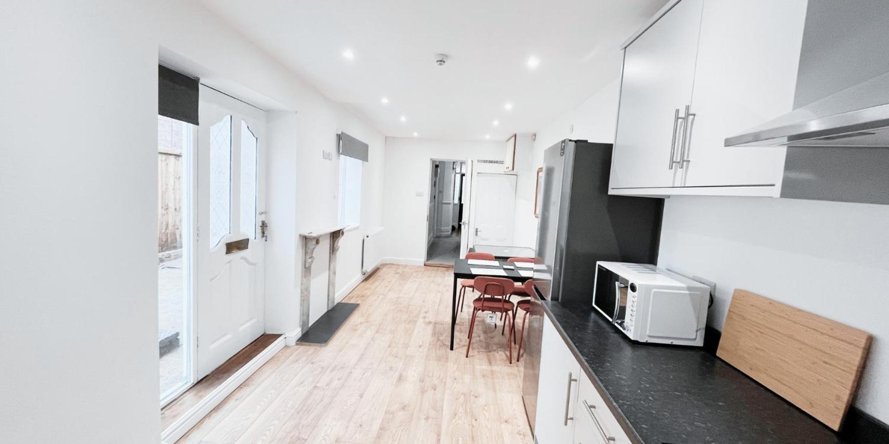 Single Room In Modern House Near Nottingham Dış mekan fotoğraf